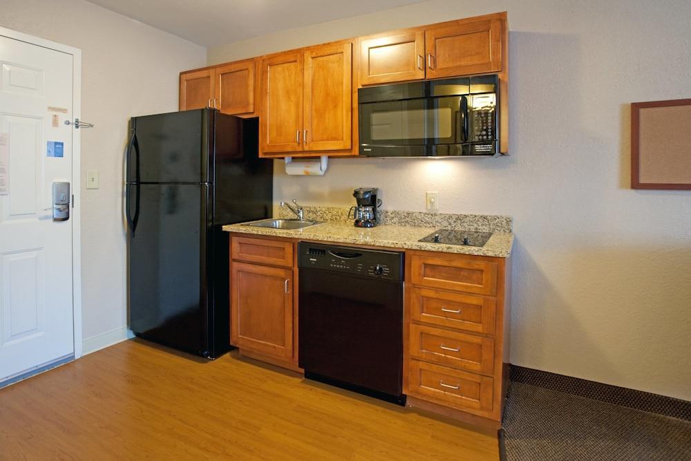 Candlewood Suites Sumter By Ihg Exterior photo